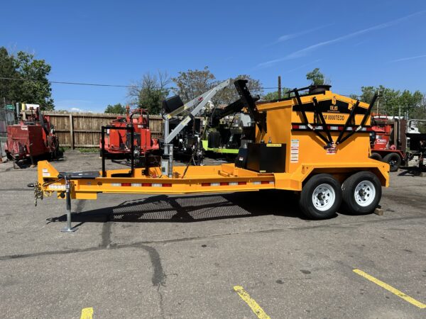 **IN STOCK** NEW 2024 KM 8000T 4-Ton Asphalt Hotbox – MEGA PROFIT BUILDER $67,675.00 + Tax